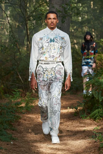 Look 38
